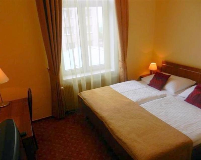 Hotel Табор Екстериор снимка