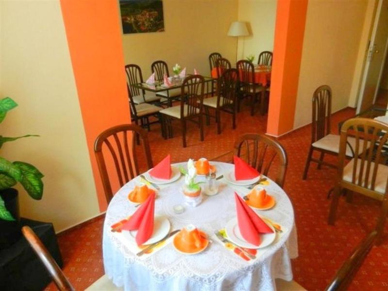 Hotel Табор Екстериор снимка
