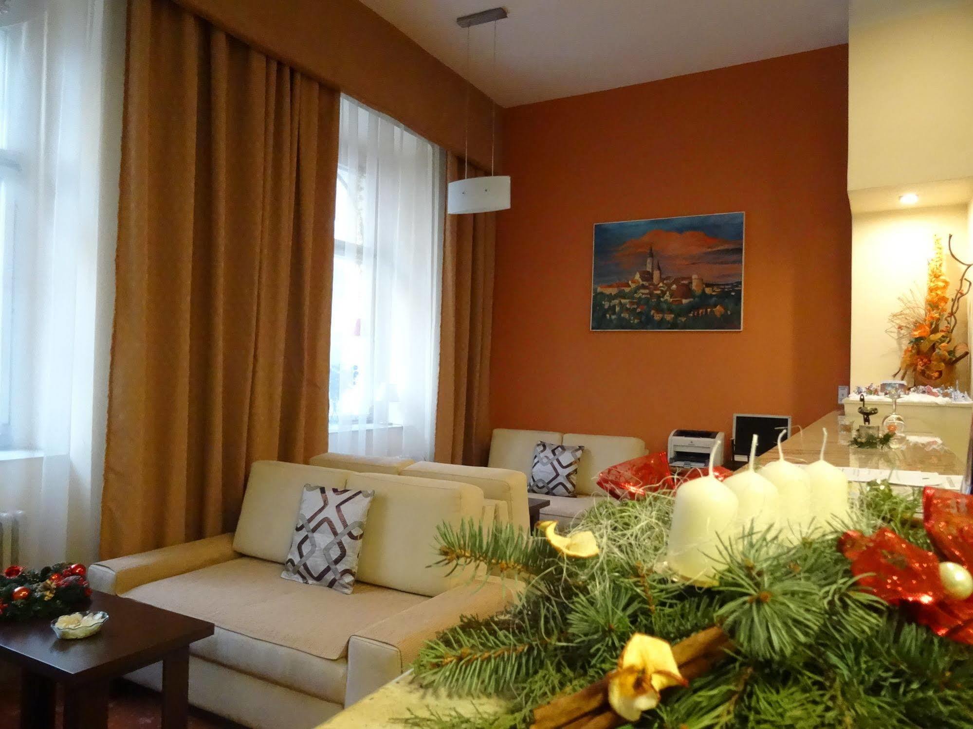 Hotel Табор Екстериор снимка